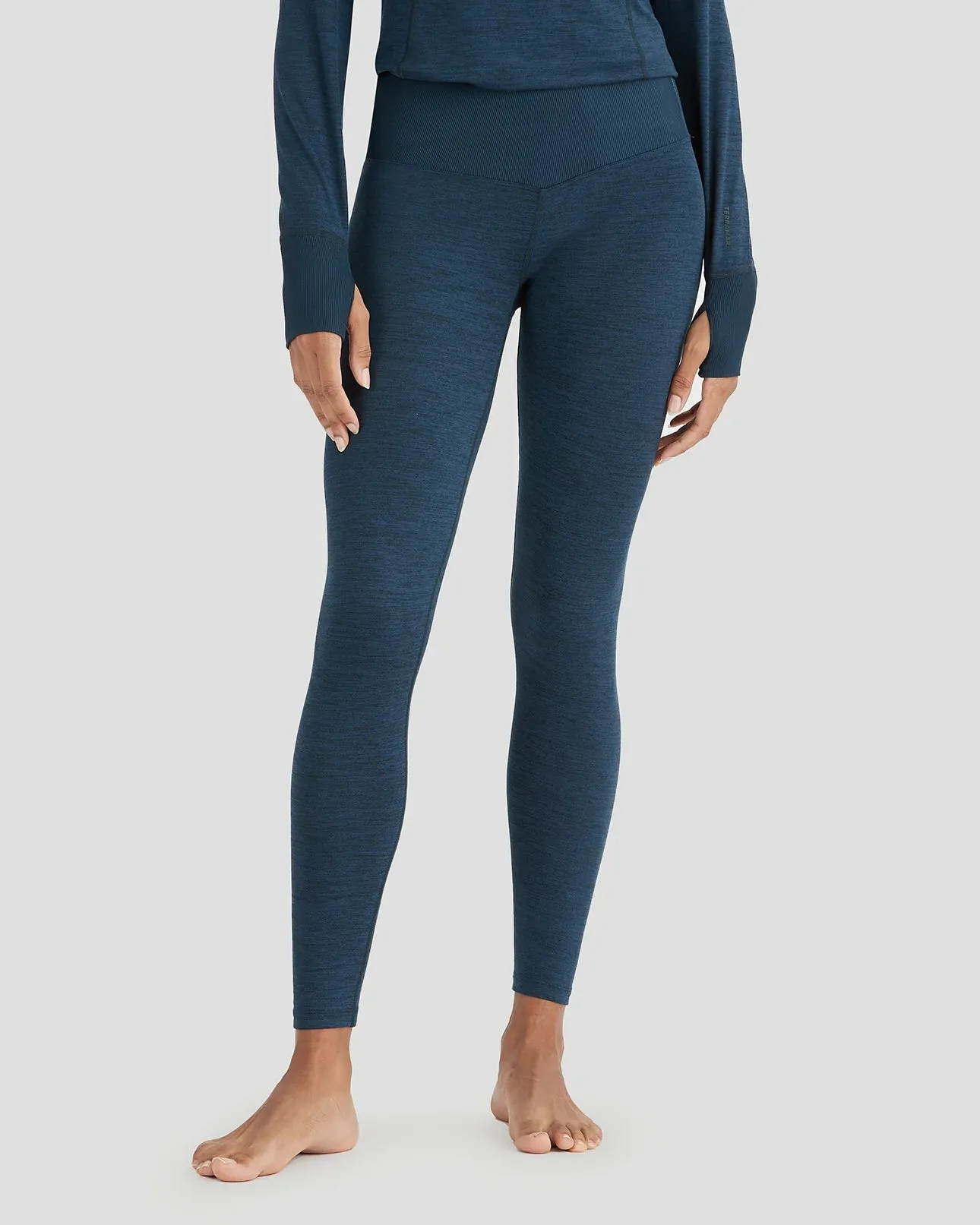 2.0 Women's Cloud Nine Midweight Performance Baselayer Leggings - W8218