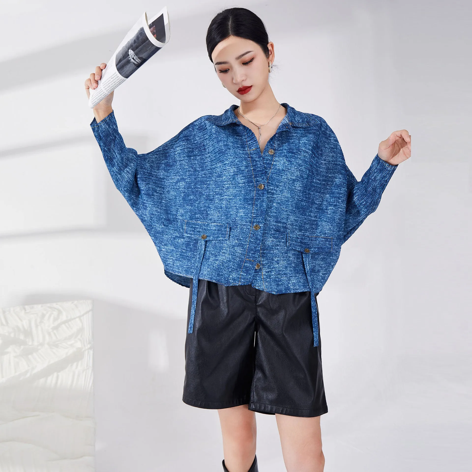 2025 denim pleated jacket women's spring and autumn new loose and thin bat sleeve top fashion versatile cardigan