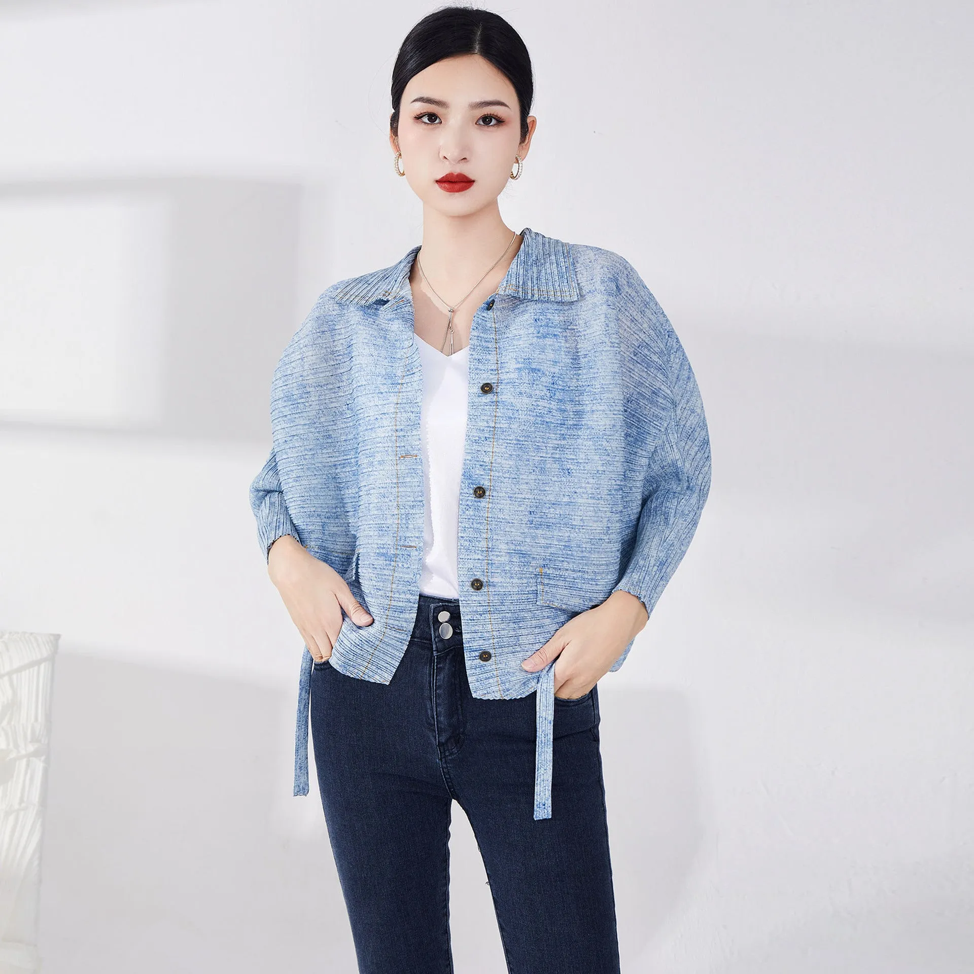 2025 denim pleated jacket women's spring and autumn new loose and thin bat sleeve top fashion versatile cardigan