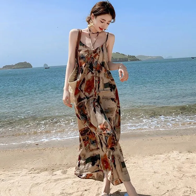 2025 Smudge holiday dress 2025 women's new Bali summer design sense thin a word medium and long suspenders