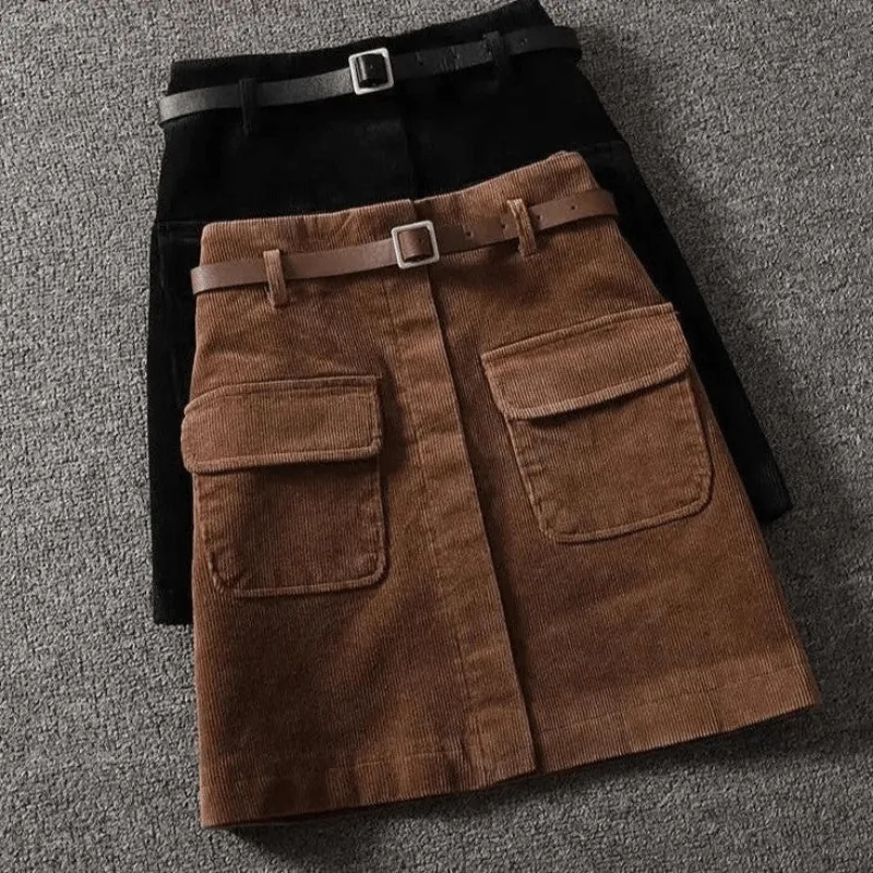 Chic A-Line Skirt with Pockets