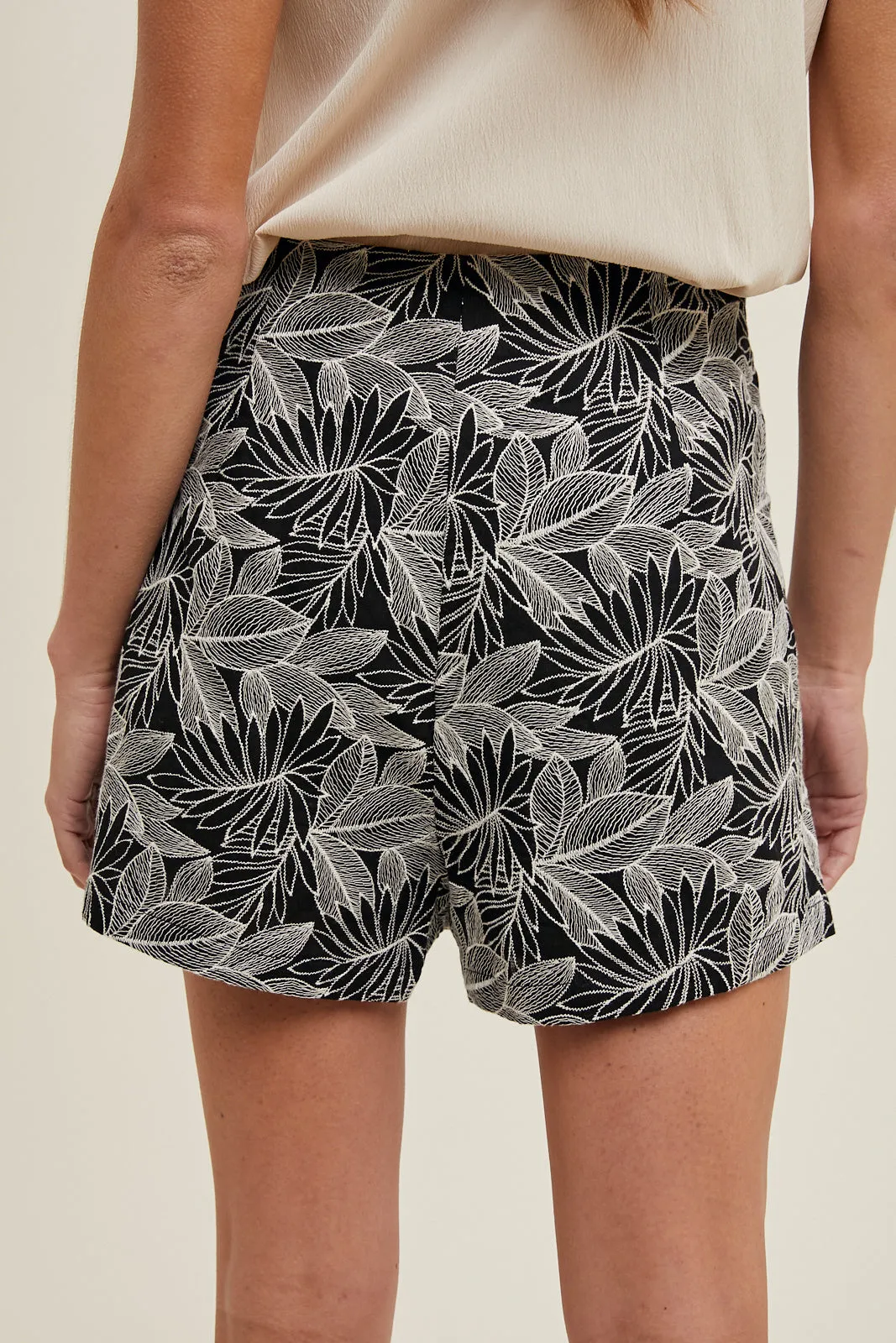 FOLIAGE JACQUARD SKORT-Navy/Cream