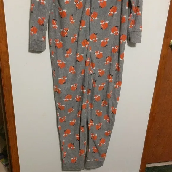 Heather Grey Fox One Piece Pajamas - size Large