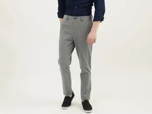 Men Solid Slim Fit Trousers