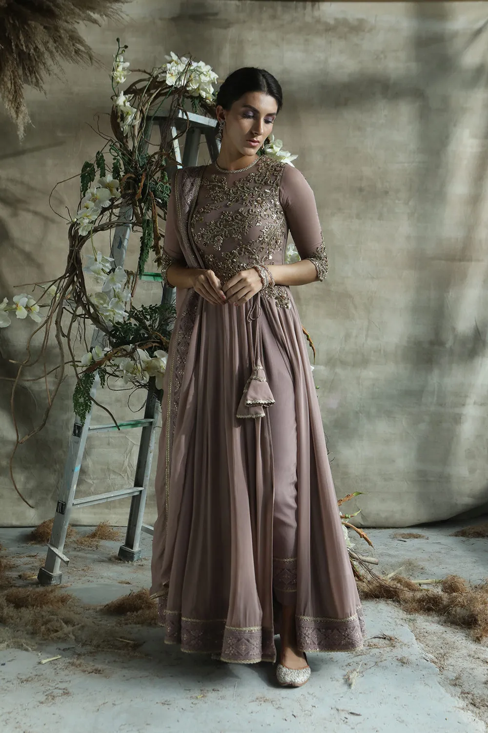 Onion Anarkali With Side Slit And Pants/ Potli