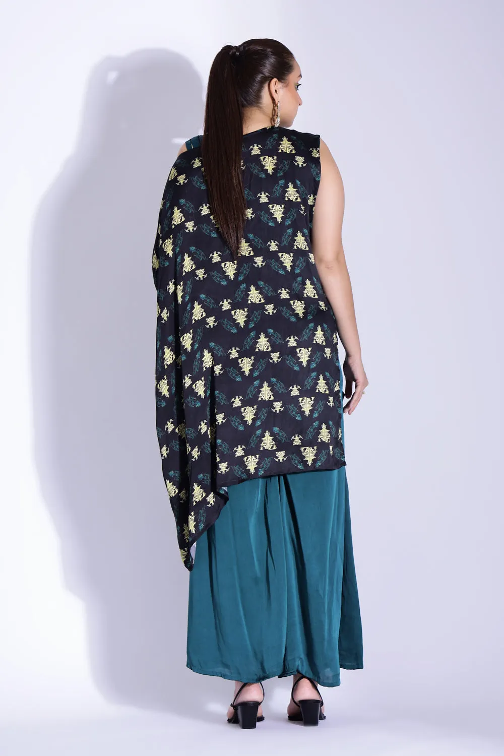 Pant Saree With A One-Shoulder Pallu