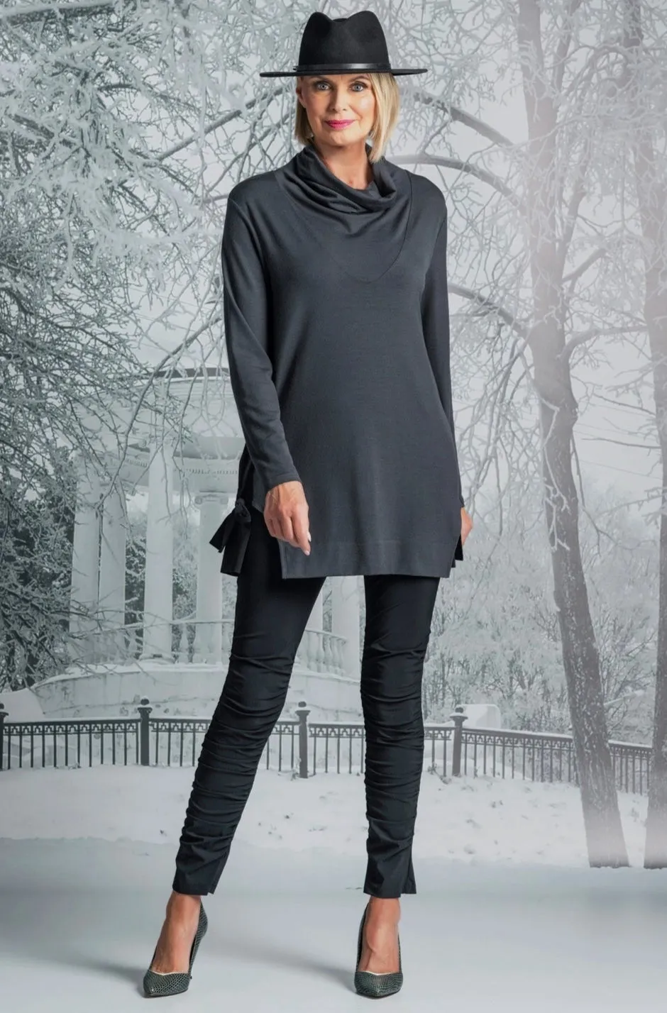 PAULA RYAN Rouched Legging - Black - Microjersey