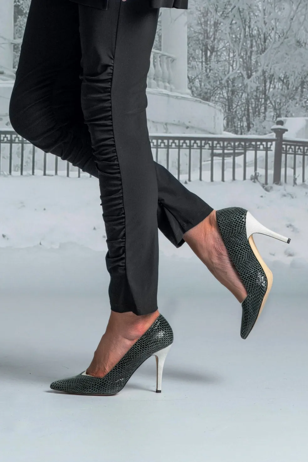 PAULA RYAN Rouched Legging - Black - Microjersey
