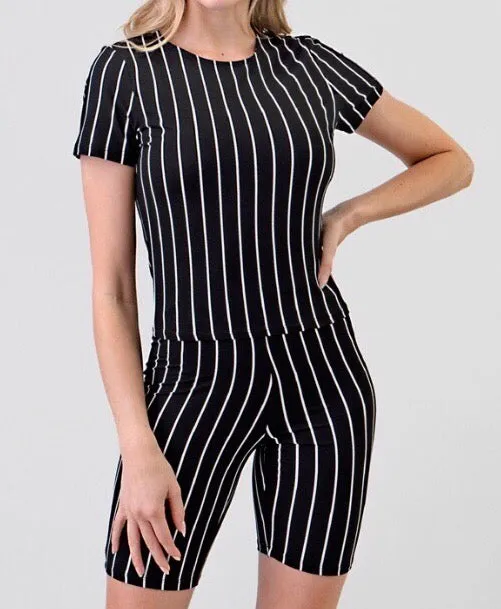 Pin Stripes Set 🖤