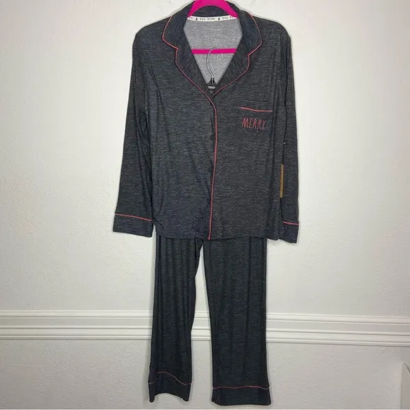 Rae Dunn Gray Merry Christmas Woman’s Pajamas Size M NWT