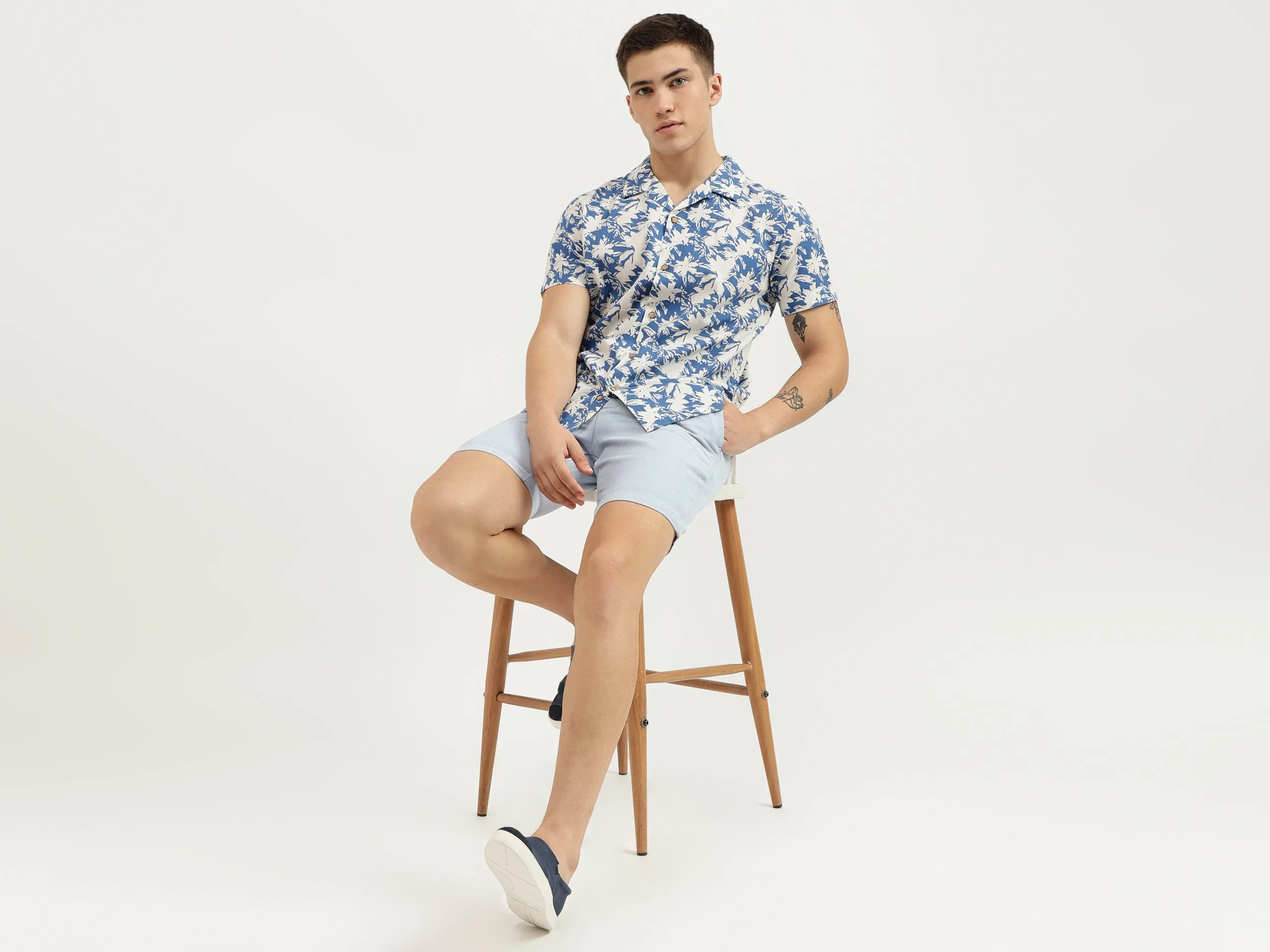 Regular Fit Spread Collar Botanical Print Shirts
