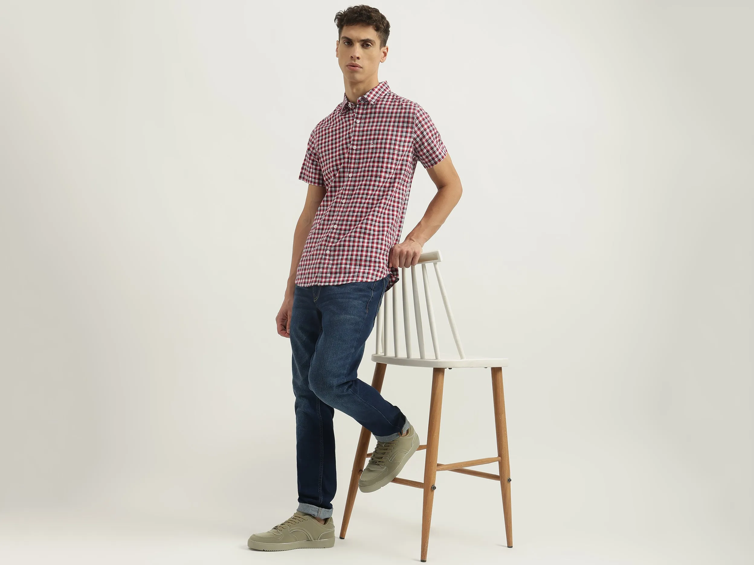 Regular Fit Spread Collar Checkered Shirts
