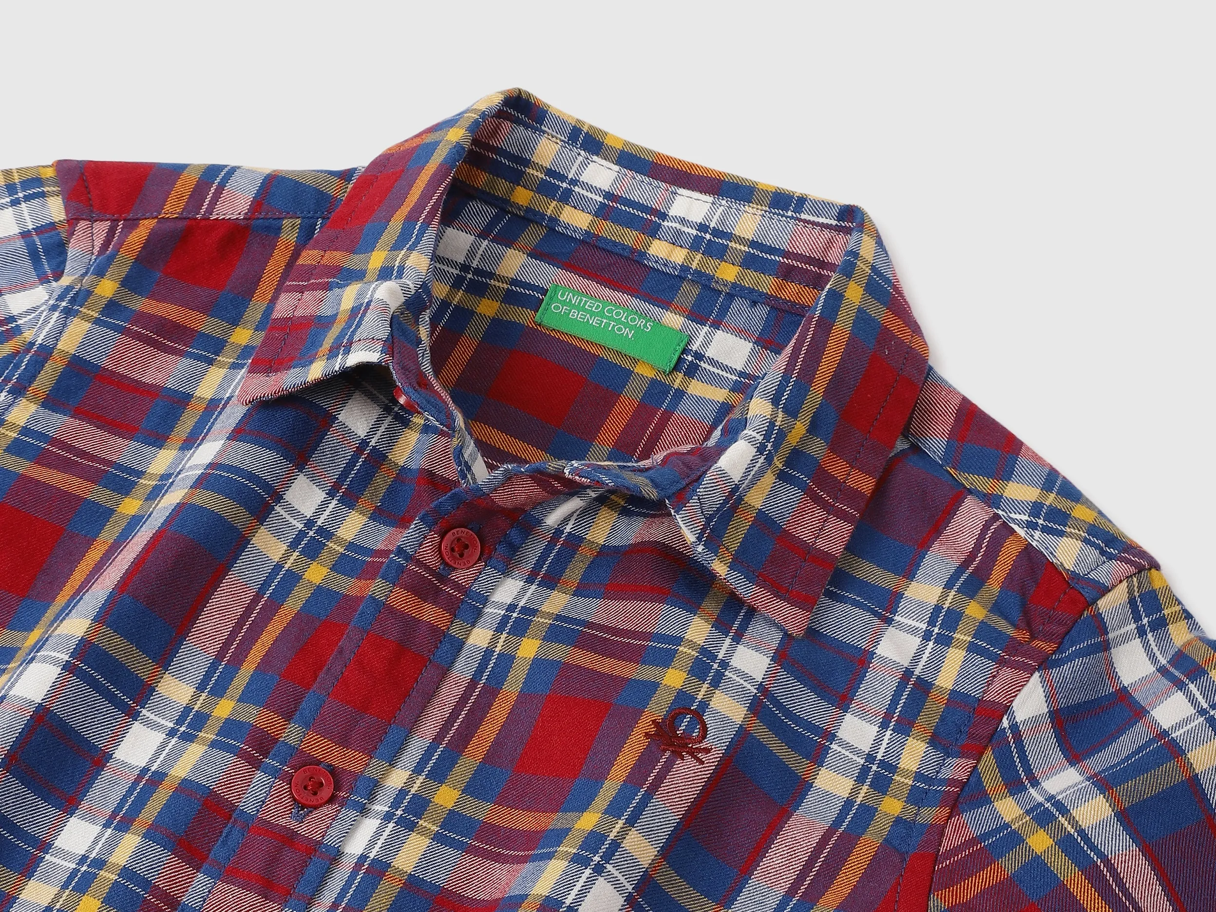 Regular Fit Spread Collar Checkered Shirts