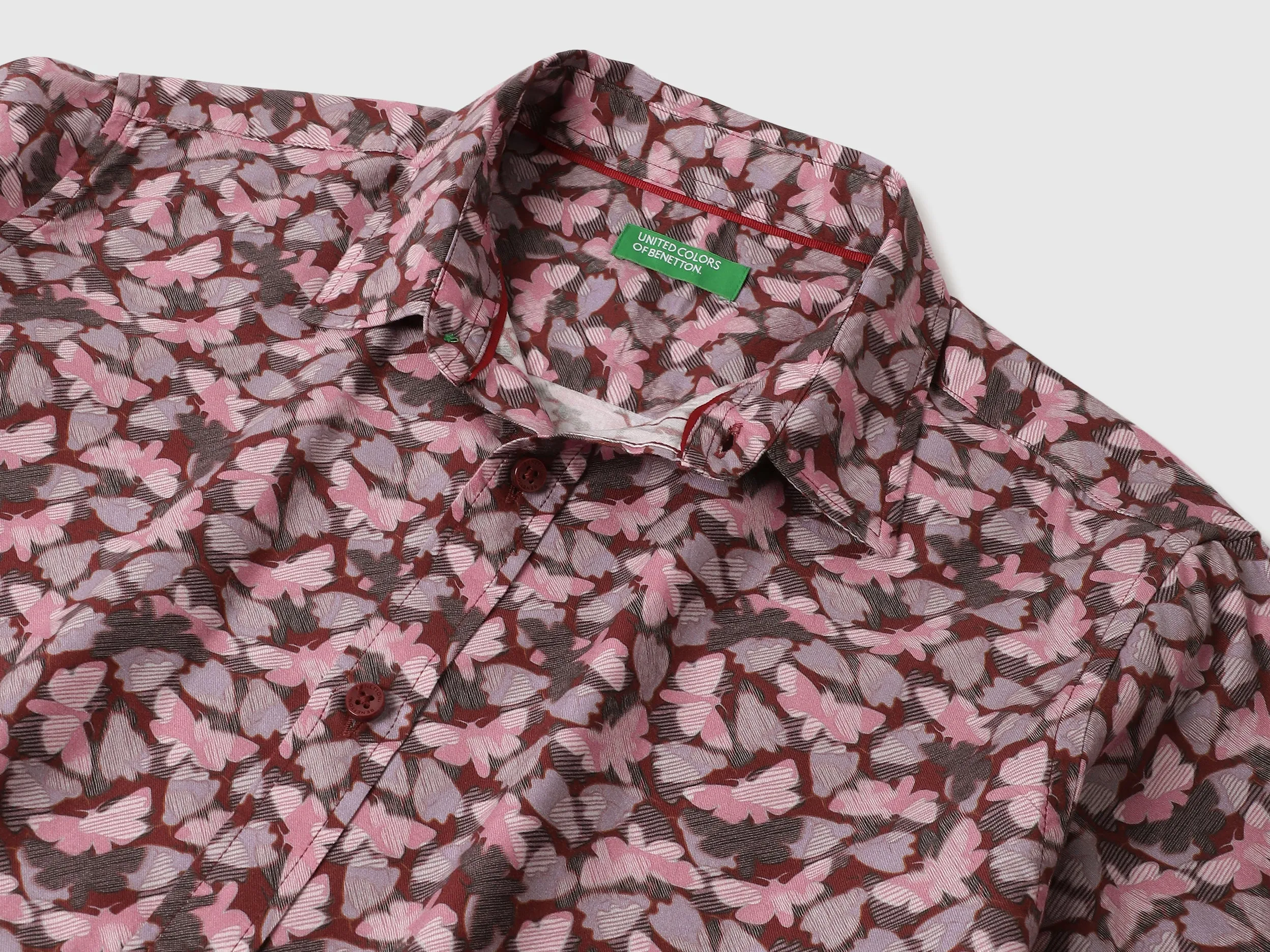 Regular Fit Spread Collar Printed Shirts