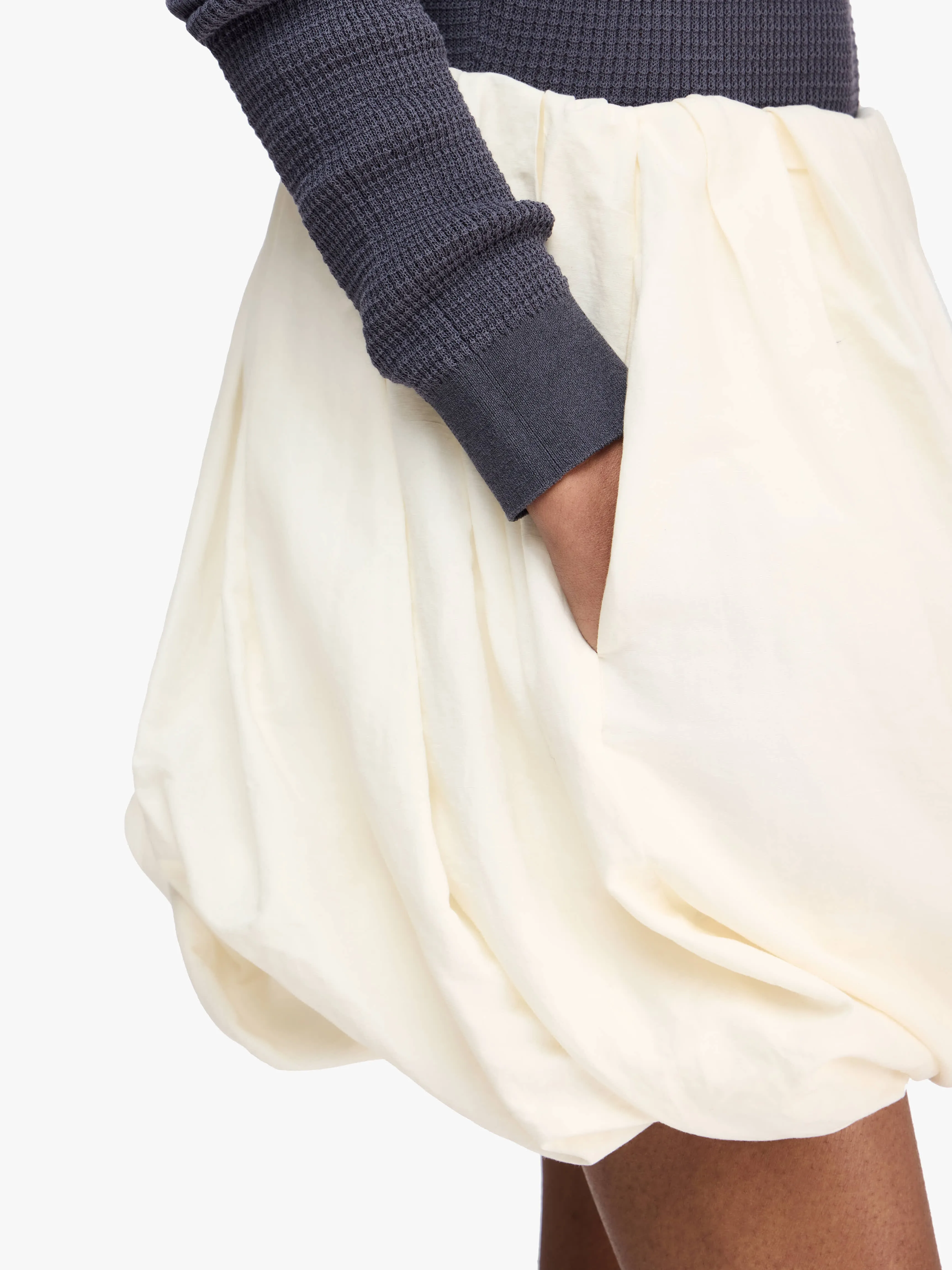 ROLLED HEMLINE MINI SKIRT