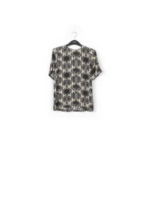 Short sleeved top