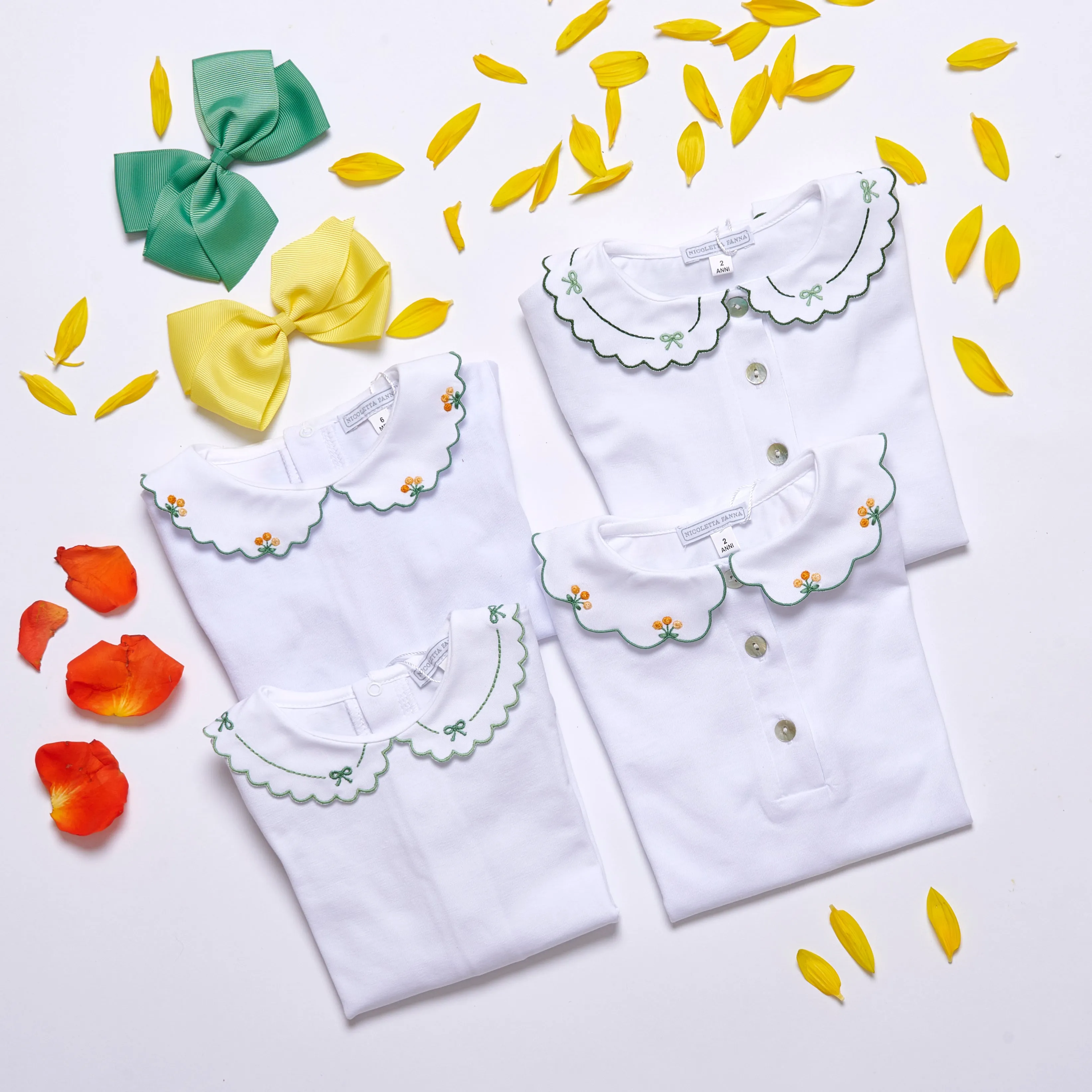 Short sleeves T-shirt -Yellow flowers