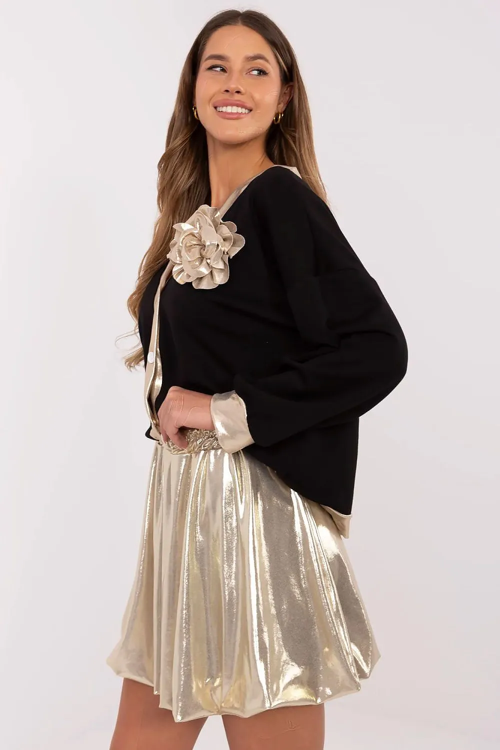 Stylish smooth pattern mini skirt